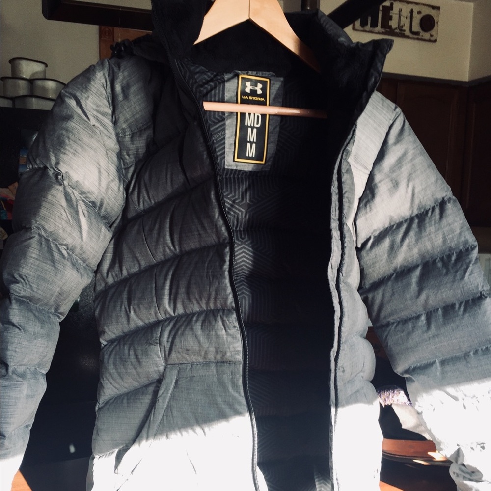 Women’s Under Armour Dark Gray Winter Coat